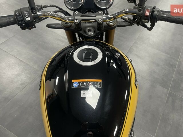 Кавасаки З, объемом двигателя 0.95 л и пробегом 0 тыс. км за 18654 $, фото 2 на Automoto.ua