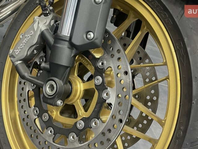 Кавасаки З, объемом двигателя 0.95 л и пробегом 0 тыс. км за 18654 $, фото 7 на Automoto.ua