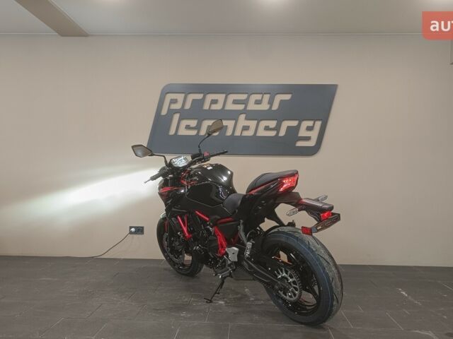 Кавасакі Z, об'ємом двигуна 0.65 л та пробігом 0 тис. км за 11081 $, фото 8 на Automoto.ua