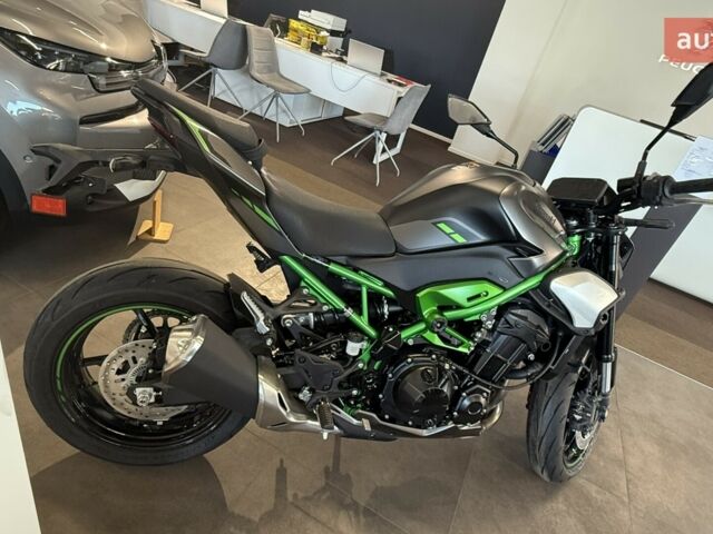 Кавасаки З, объемом двигателя 0.95 л и пробегом 0 тыс. км за 14507 $, фото 6 на Automoto.ua