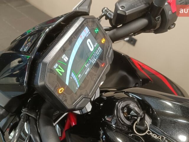 Кавасакі Z, об'ємом двигуна 0.65 л та пробігом 0 тис. км за 11081 $, фото 19 на Automoto.ua