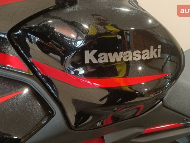 Кавасакі Z, об'ємом двигуна 0.65 л та пробігом 0 тис. км за 11081 $, фото 18 на Automoto.ua