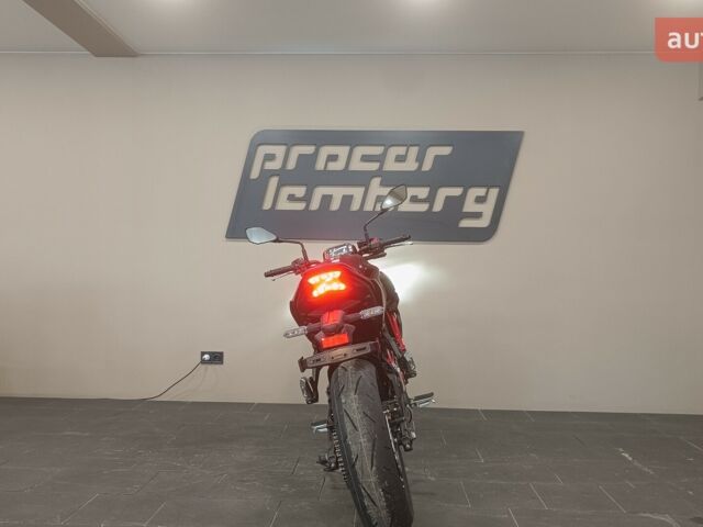 Кавасакі Z, об'ємом двигуна 0.65 л та пробігом 0 тис. км за 11081 $, фото 9 на Automoto.ua