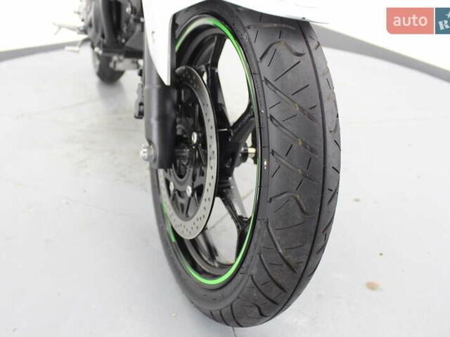 Серый Кавасаки З, объемом двигателя 0.1 л и пробегом 1 тыс. км за 5500 $, фото 23 на Automoto.ua