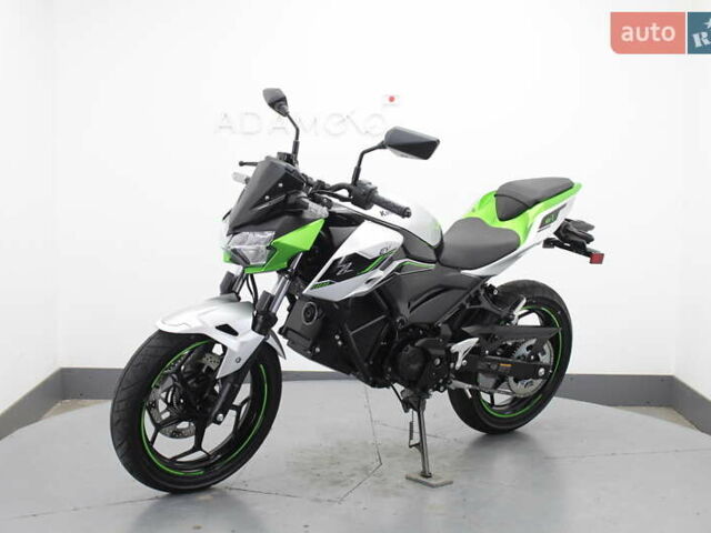 Серый Кавасаки З, объемом двигателя 0.1 л и пробегом 1 тыс. км за 5500 $, фото 2 на Automoto.ua