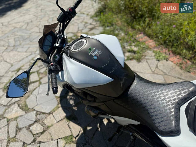 Белый Кавасаки ЗР, объемом двигателя 0.81 л и пробегом 23 тыс. км за 7000 $, фото 4 на Automoto.ua