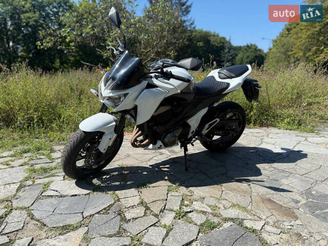 Белый Кавасаки ЗР, объемом двигателя 0.81 л и пробегом 23 тыс. км за 7000 $, фото 2 на Automoto.ua