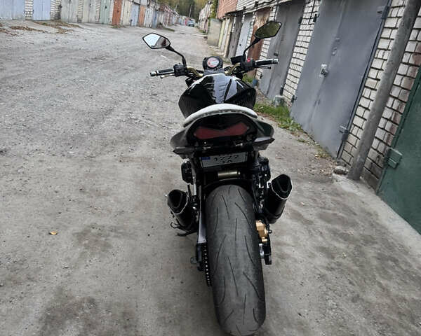 Черный Кавасаки ЗР, объемом двигателя 1 л и пробегом 45 тыс. км за 4600 $, фото 1 на Automoto.ua