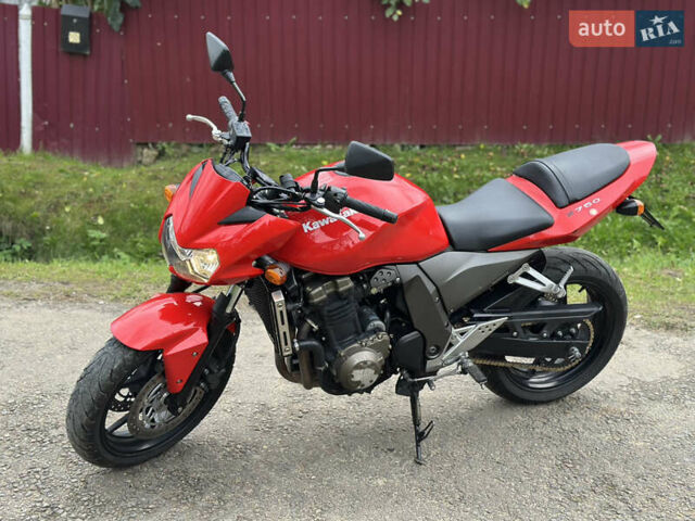 Красный Кавасаки ЗР, объемом двигателя 0.75 л и пробегом 460 тыс. км за 6200 $, фото 3 на Automoto.ua