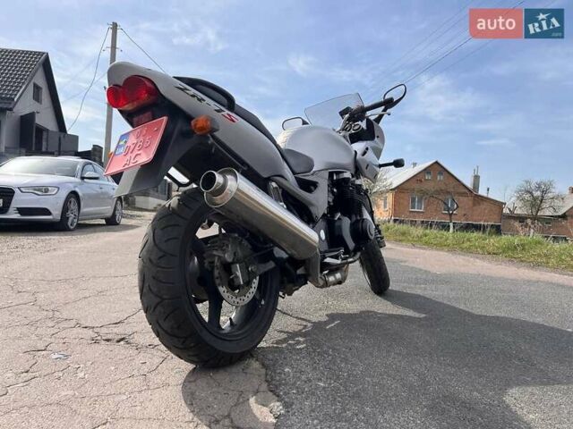 Сірий Кавасакі ЗР, об'ємом двигуна 0 л та пробігом 34 тис. км за 3450 $, фото 4 на Automoto.ua