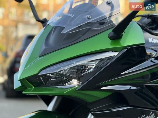 Чорний Кавасакі ЗКС, об'ємом двигуна 1.04 л та пробігом 1 тис. км за 18500 $, фото 7 на Automoto.ua