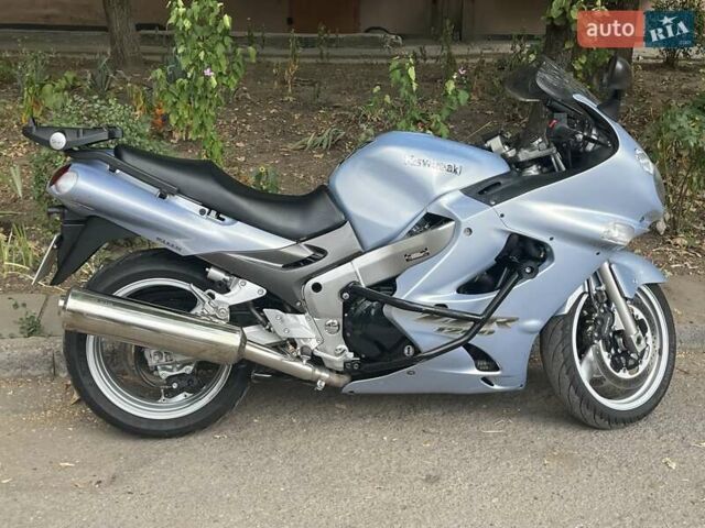 Серый Кавасаки ЗКС, объемом двигателя 1.16 л и пробегом 26 тыс. км за 5800 $, фото 2 на Automoto.ua