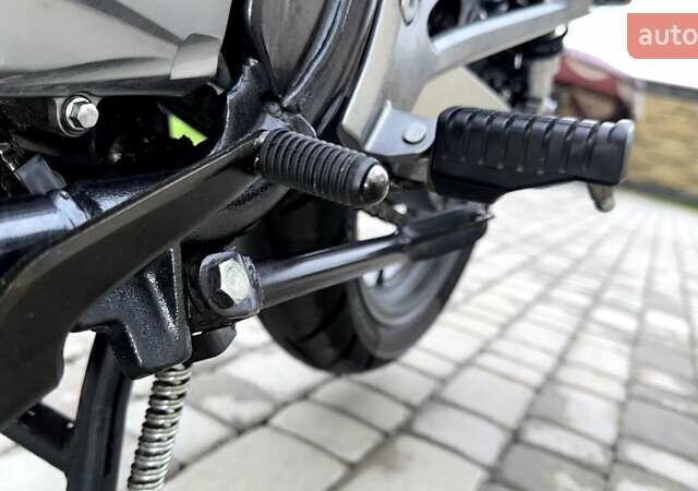 Серый Кавасаки  ER 500, объемом двигателя 0.5 л и пробегом 17 тыс. км за 2999 $, фото 12 на Automoto.ua