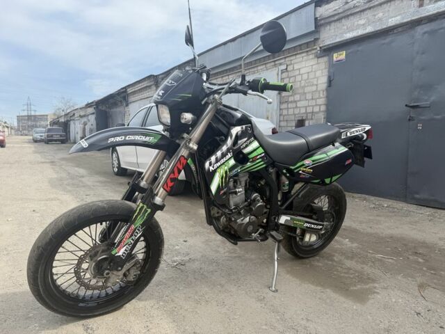 Кавасаки D-Tracker 250, объемом двигателя 0.25 л и пробегом 0 тыс. км за 3800 $, фото 1 на Automoto.ua