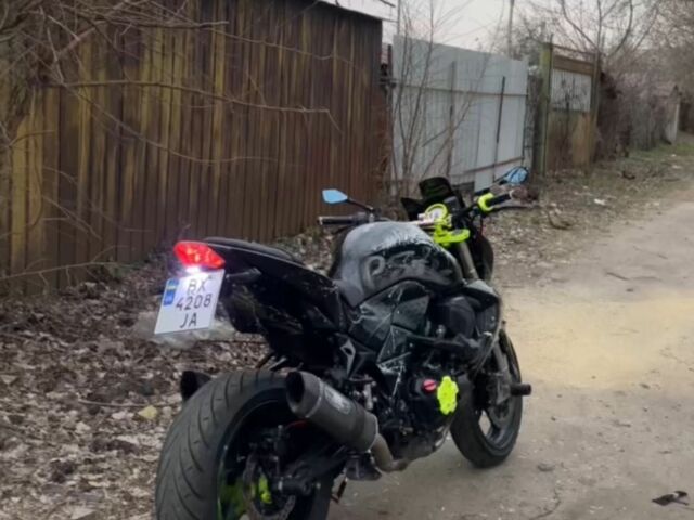 Кавасаки Другая, объемом двигателя 1 л и пробегом 0 тыс. км за 3700 $, фото 6 на Automoto.ua