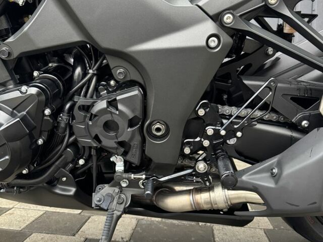 Кавасаки Другая, объемом двигателя 1 л и пробегом 0 тыс. км за 12500 $, фото 12 на Automoto.ua