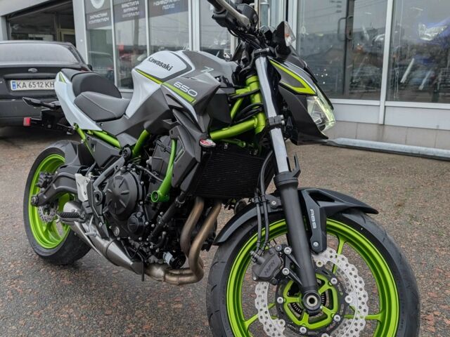 Кавасакі Інша, об'ємом двигуна 0.65 л та пробігом 0 тис. км за 7299 $, фото 3 на Automoto.ua