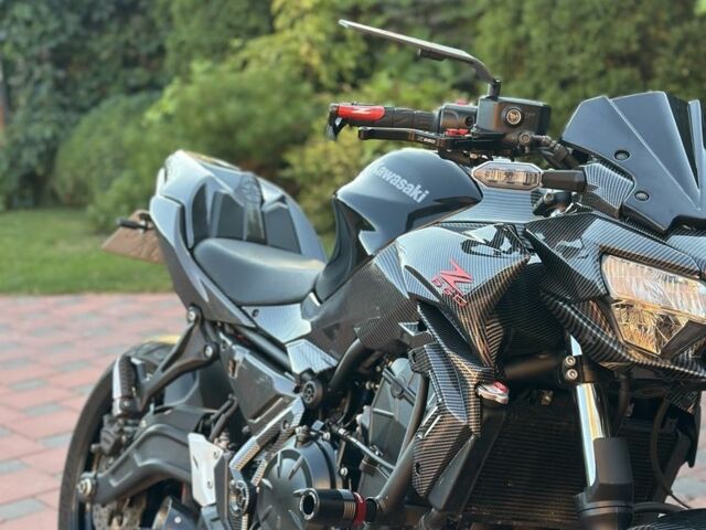 Кавасаки Другая, объемом двигателя 0.65 л и пробегом 0 тыс. км за 7500 $, фото 1 на Automoto.ua