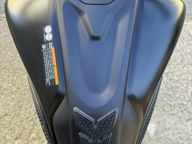 Кавасаки Другая, объемом двигателя 0.7 л и пробегом 0 тыс. км за 8700 $, фото 9 на Automoto.ua