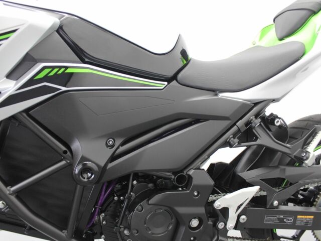 Кавасаки Другая, объемом двигателя 5 л и пробегом 0 тыс. км за 5500 $, фото 16 на Automoto.ua