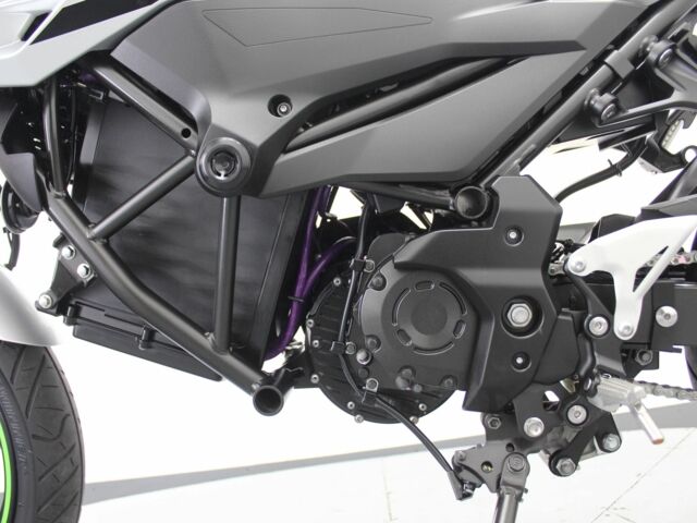 Кавасаки Другая, объемом двигателя 5 л и пробегом 0 тыс. км за 5500 $, фото 21 на Automoto.ua