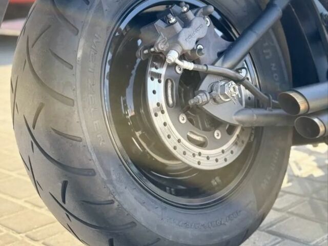 Кавасаки Другая, объемом двигателя 0.9 л и пробегом 0 тыс. км за 7999 $, фото 14 на Automoto.ua