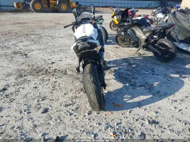 Кавасаки Другая, объемом двигателя 0.65 л и пробегом 0 тыс. км за 2000 $, фото 7 на Automoto.ua