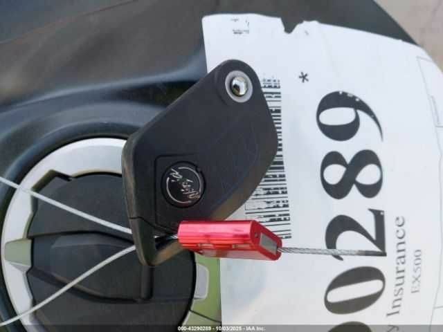 Кавасаки Другая, объемом двигателя 0.5 л и пробегом 0 тыс. км за 1500 $, фото 8 на Automoto.ua