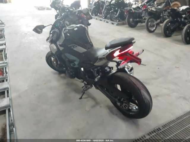 Кавасаки Другая, объемом двигателя 0.9 л и пробегом 0 тыс. км за 3000 $, фото 2 на Automoto.ua