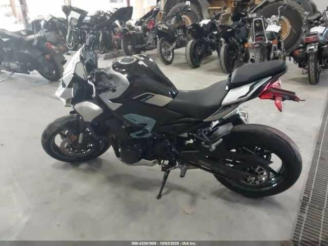 Кавасаки Другая, объемом двигателя 0.9 л и пробегом 0 тыс. км за 3000 $, фото 12 на Automoto.ua