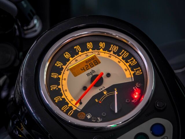 Кавасаки Другая, объемом двигателя 0.9 л и пробегом 0 тыс. км за 13000 $, фото 13 на Automoto.ua