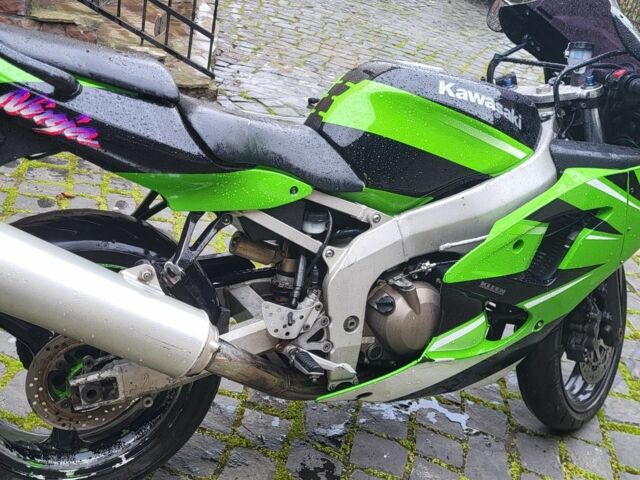 Кавасаки Другая, объемом двигателя 0.6 л и пробегом 0 тыс. км за 1888 $, фото 3 на Automoto.ua