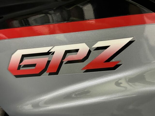 Кавасаки Другая, объемом двигателя 0.5 л и пробегом 0 тыс. км за 1950 $, фото 8 на Automoto.ua