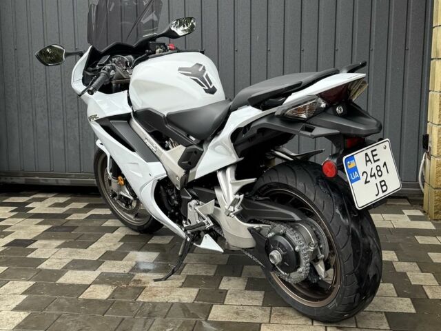 Кавасаки Другая, объемом двигателя 0.8 л и пробегом 0 тыс. км за 9000 $, фото 5 на Automoto.ua