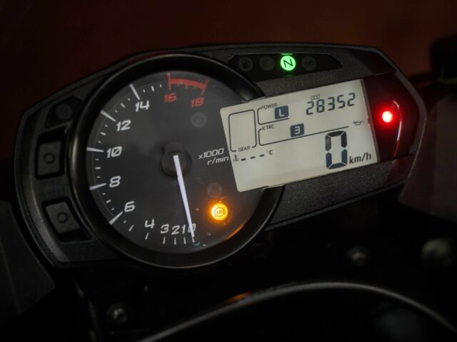 Кавасаки Другая, объемом двигателя 0.64 л и пробегом 0 тыс. км за 11500 $, фото 8 на Automoto.ua