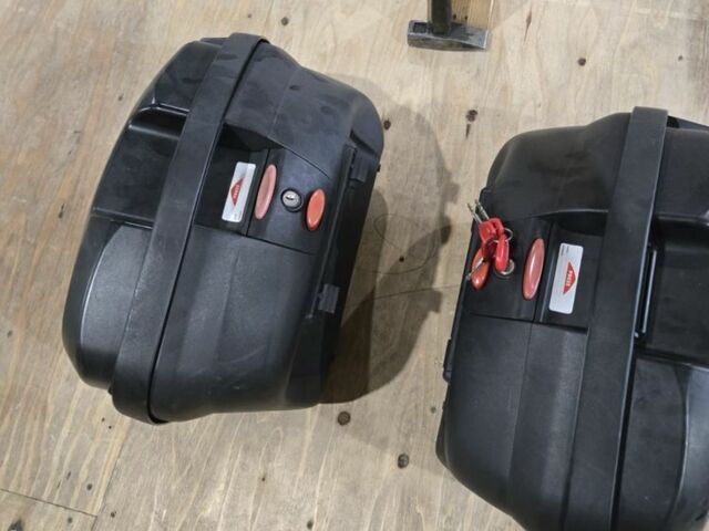 Кавасаки Другая, объемом двигателя 0.4 л и пробегом 0 тыс. км за 6000 $, фото 8 на Automoto.ua