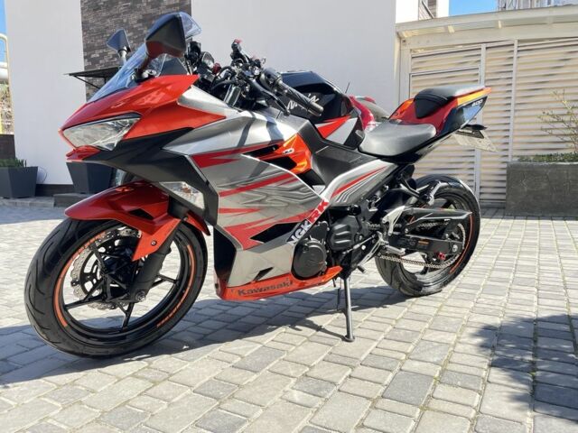 Кавасаки Другая, объемом двигателя 0.4 л и пробегом 0 тыс. км за 5000 $, фото 1 на Automoto.ua