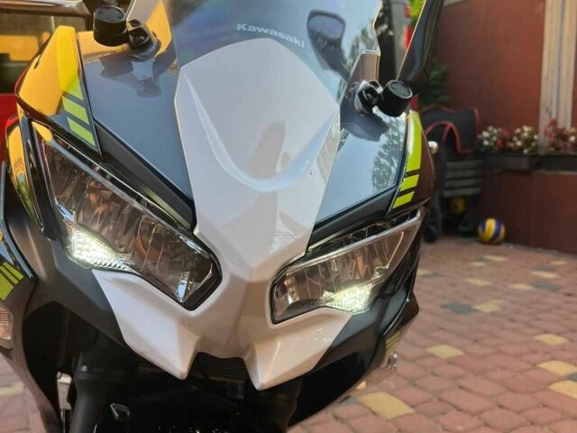 Кавасаки Другая, объемом двигателя 0.65 л и пробегом 0 тыс. км за 8200 $, фото 4 на Automoto.ua