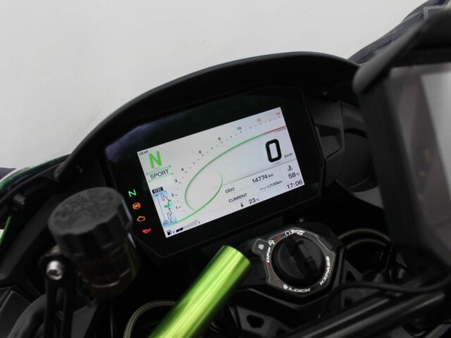 Кавасаки Другая, объемом двигателя 1 л и пробегом 0 тыс. км за 19000 $, фото 15 на Automoto.ua