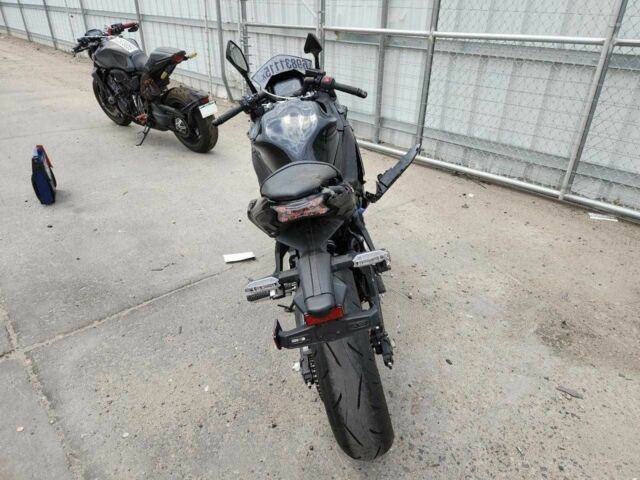 Кавасаки Другая, объемом двигателя 0.65 л и пробегом 0 тыс. км за 2000 $, фото 3 на Automoto.ua