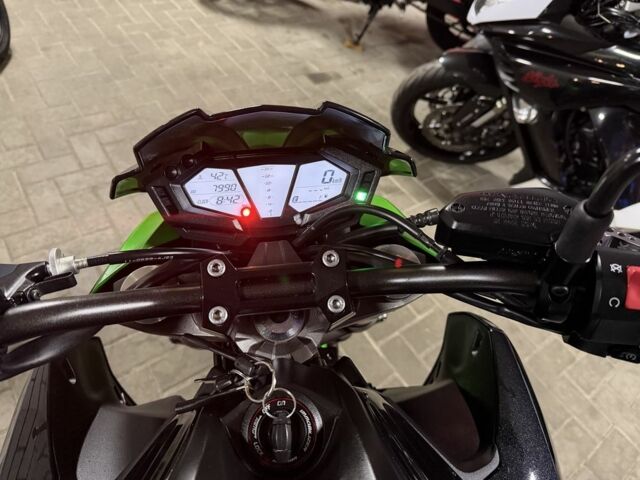 Кавасакі Інша, об'ємом двигуна 0.8 л та пробігом 0 тис. км за 8600 $, фото 11 на Automoto.ua