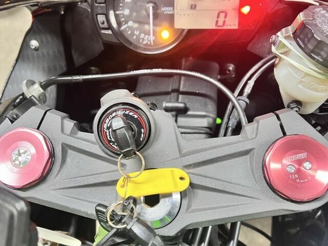 Кавасаки Другая, объемом двигателя 0.64 л и пробегом 0 тыс. км за 8400 $, фото 3 на Automoto.ua