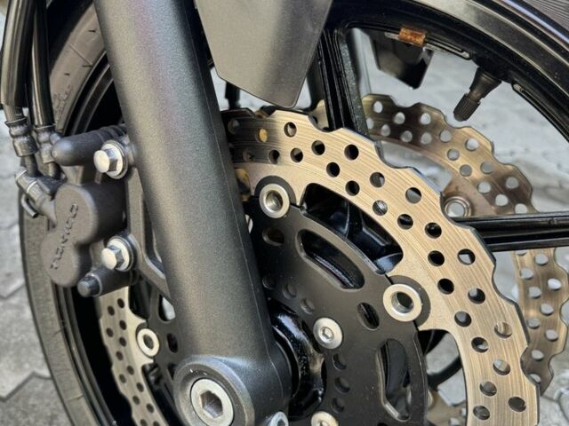 Кавасаки Другая, объемом двигателя 0.65 л и пробегом 0 тыс. км за 6400 $, фото 4 на Automoto.ua