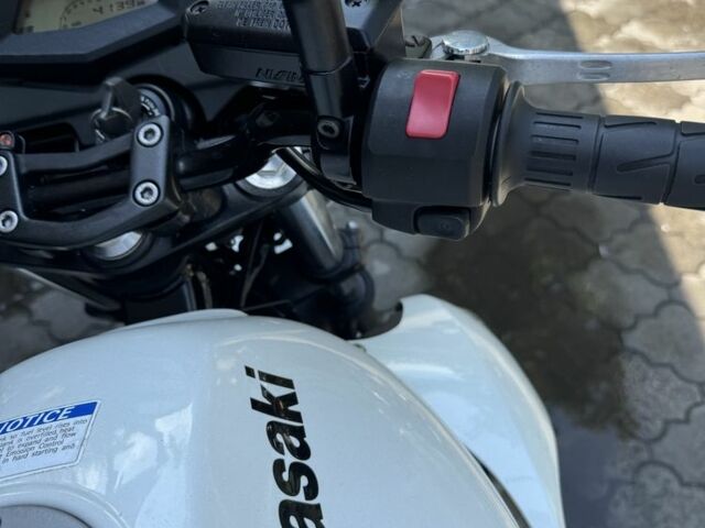 Кавасаки Другая, объемом двигателя 0.65 л и пробегом 0 тыс. км за 6400 $, фото 1 на Automoto.ua