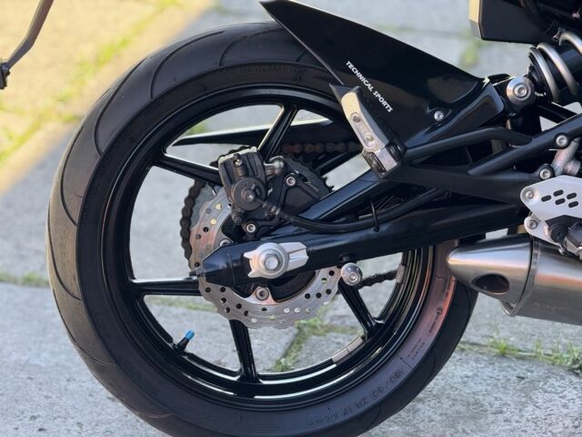 Кавасаки Другая, объемом двигателя 0.65 л и пробегом 0 тыс. км за 5600 $, фото 8 на Automoto.ua