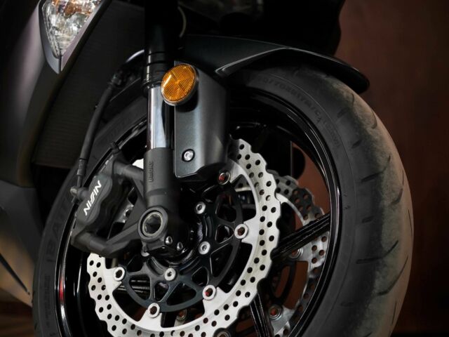 Кавасаки Другая, объемом двигателя 0.64 л и пробегом 0 тыс. км за 10500 $, фото 15 на Automoto.ua