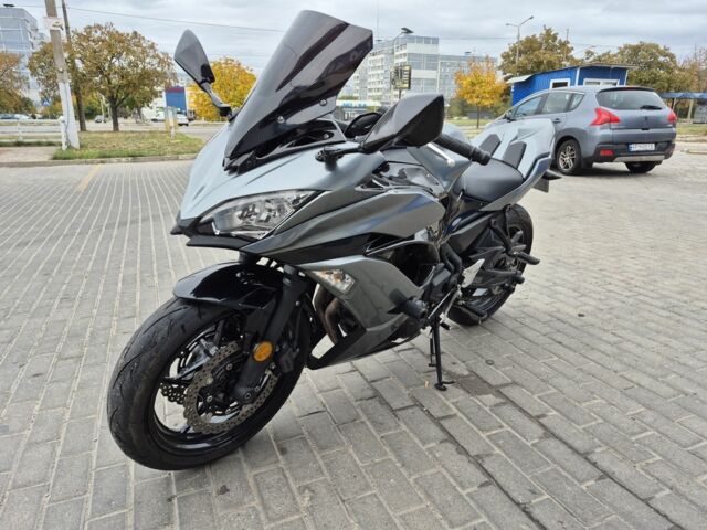 Кавасакі Інша, об'ємом двигуна 0.65 л та пробігом 0 тис. км за 7000 $, фото 3 на Automoto.ua