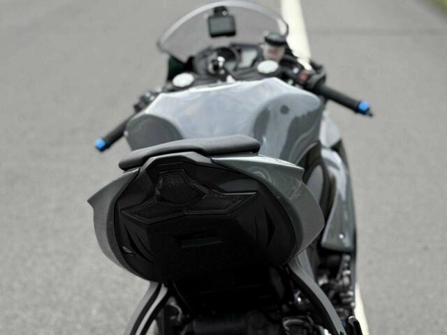 Кавасаки Другая, объемом двигателя 0.64 л и пробегом 0 тыс. км за 9900 $, фото 6 на Automoto.ua