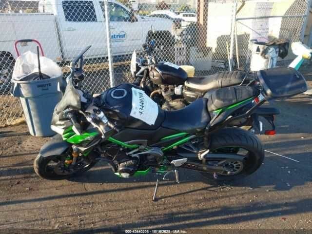 Кавасаки Другая, объемом двигателя 0.9 л и пробегом 0 тыс. км за 3200 $, фото 12 на Automoto.ua