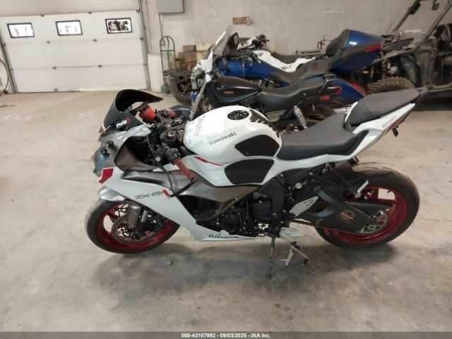 Кавасаки Другая, объемом двигателя 0.64 л и пробегом 0 тыс. км за 4500 $, фото 9 на Automoto.ua